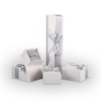 Luxury cardboard white color fancy paper creative butterfly bow diamond wedding  jewelry packaging box